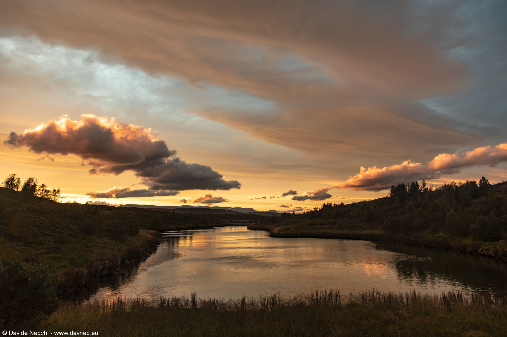 Un tramonto nei pressi di Laugar