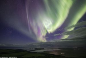 Islanda, Aurora sopra il faro di Dyrhólaey